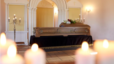 Ein hilfreicher Leitfaden zu den Dienstleistungen, die Familien nach dem Verlust eines nahestehenden Menschen benötigen